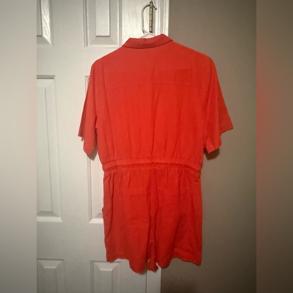 Universal Thread Vibrant Red Garment - Picture 2 of 4